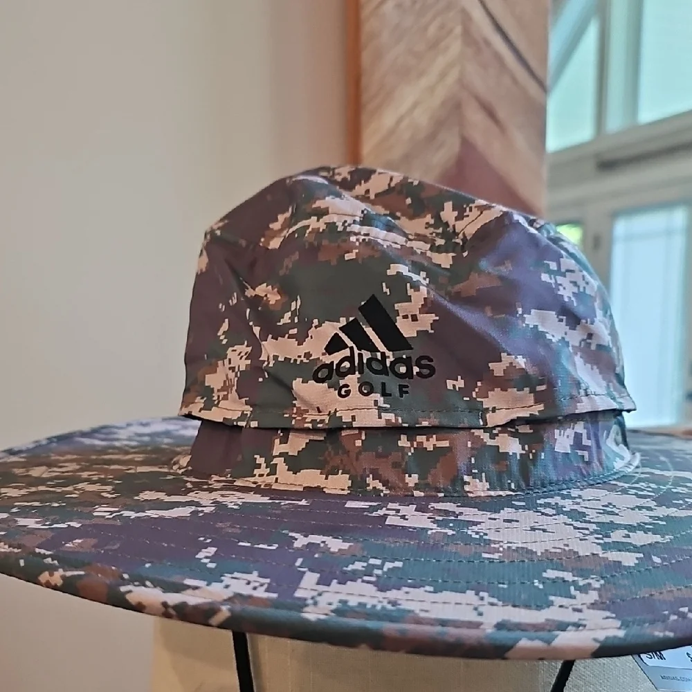 Adidas Camouflage Golf Hat Set With White Adidas Socks Nwt